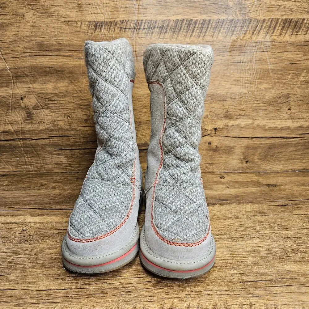 SOREL The Campus Beige Tall Slip on Winter Boots sz 2